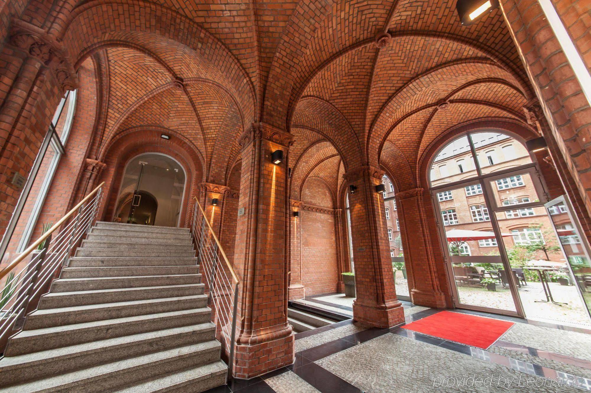 Hotel Berlin Ostbahnhof ภายนอก รูปภาพ