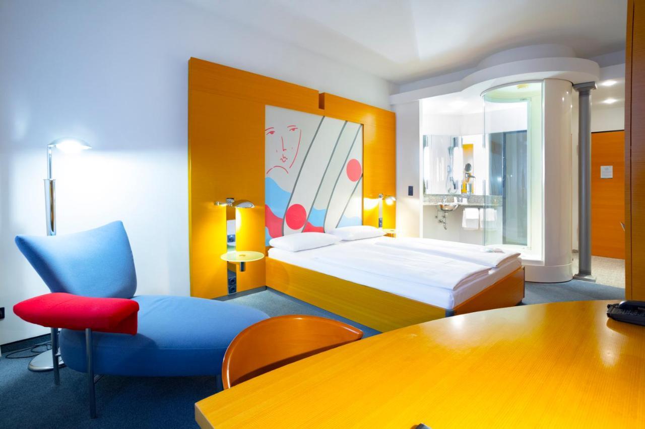 Hotel Berlin Ostbahnhof ภายนอก รูปภาพ