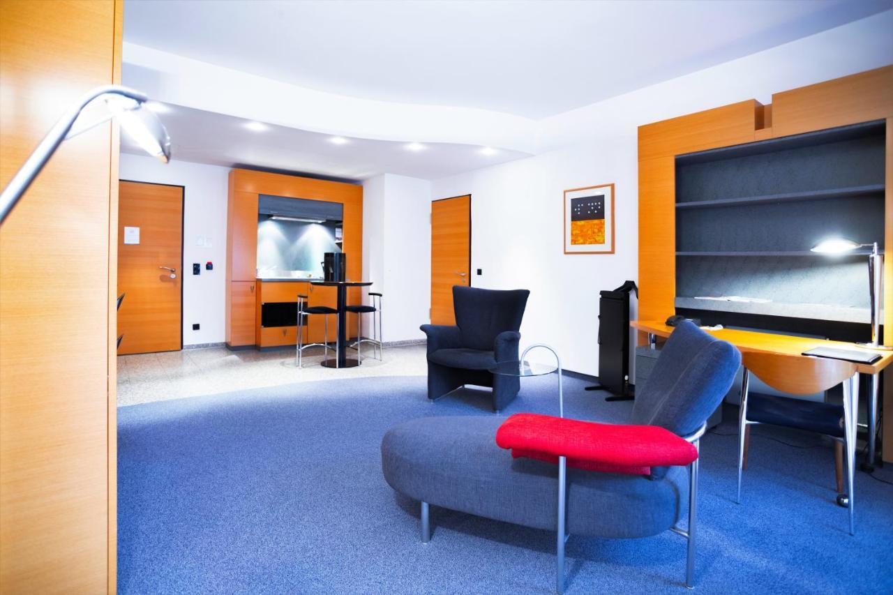 Hotel Berlin Ostbahnhof ภายนอก รูปภาพ