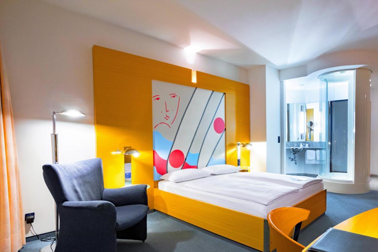 Hotel Berlin Ostbahnhof ภายนอก รูปภาพ