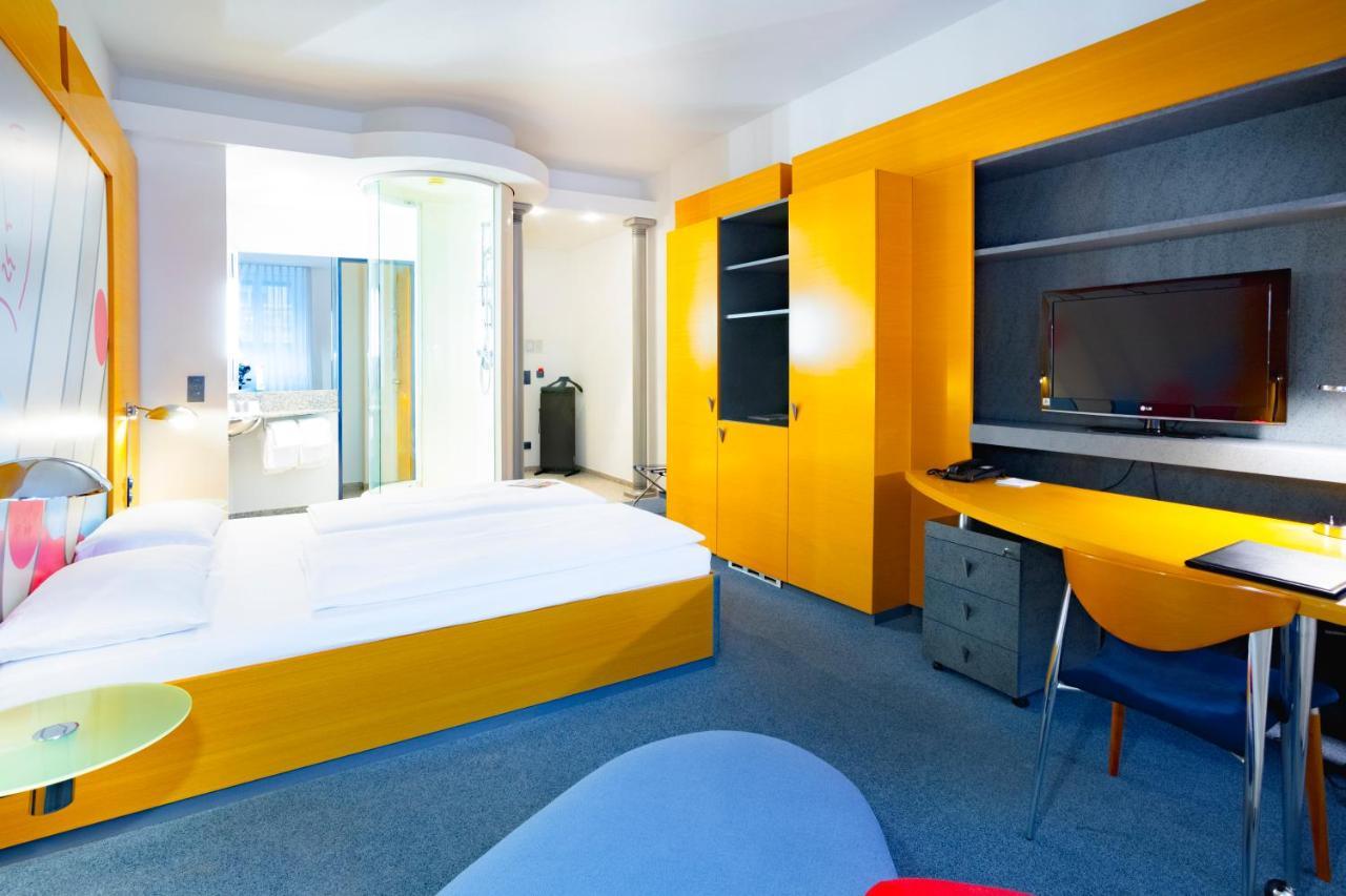 Hotel Berlin Ostbahnhof ภายนอก รูปภาพ