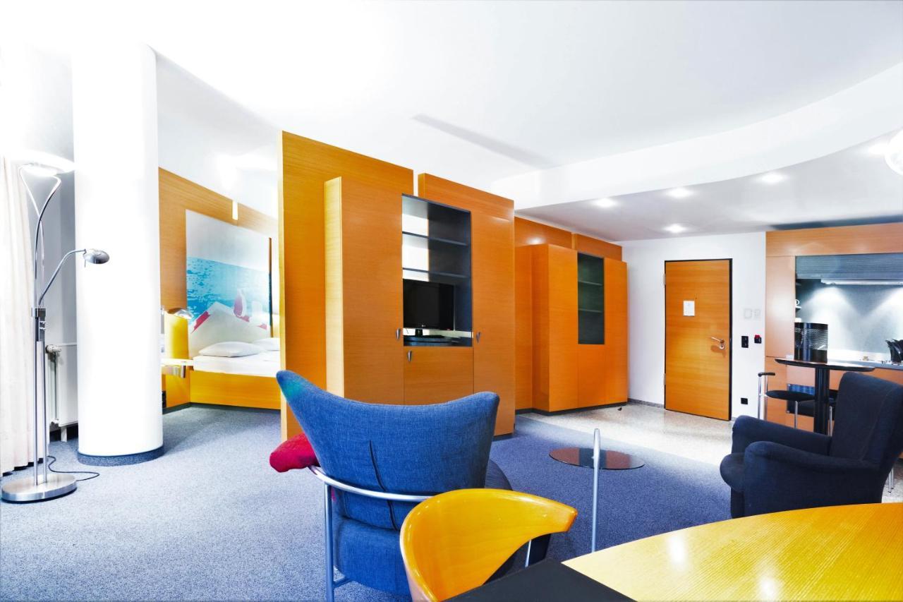 Hotel Berlin Ostbahnhof ภายนอก รูปภาพ
