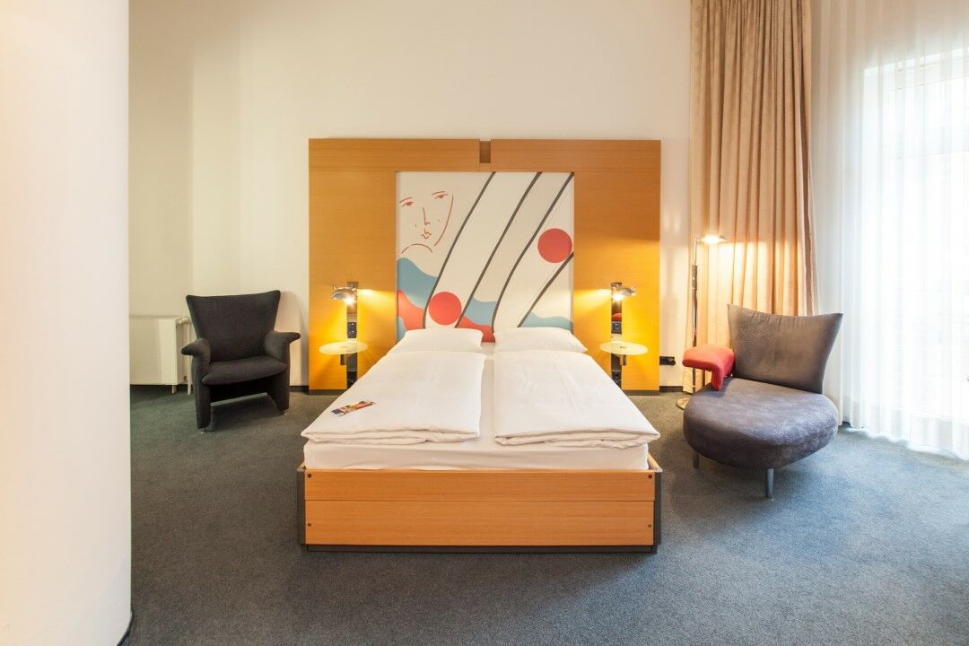 Hotel Berlin Ostbahnhof ภายนอก รูปภาพ